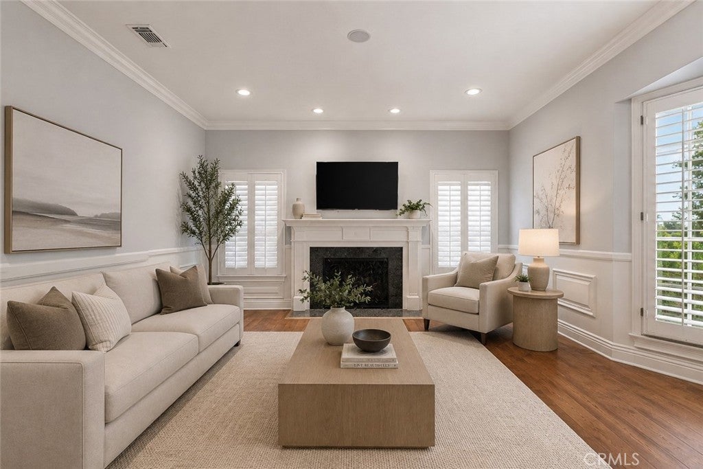 10518 Wellworth