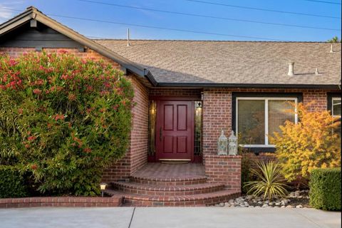 Photo of 12498 Sumner Drive, Saratoga, CA 95070 (MLS # ML82048911)