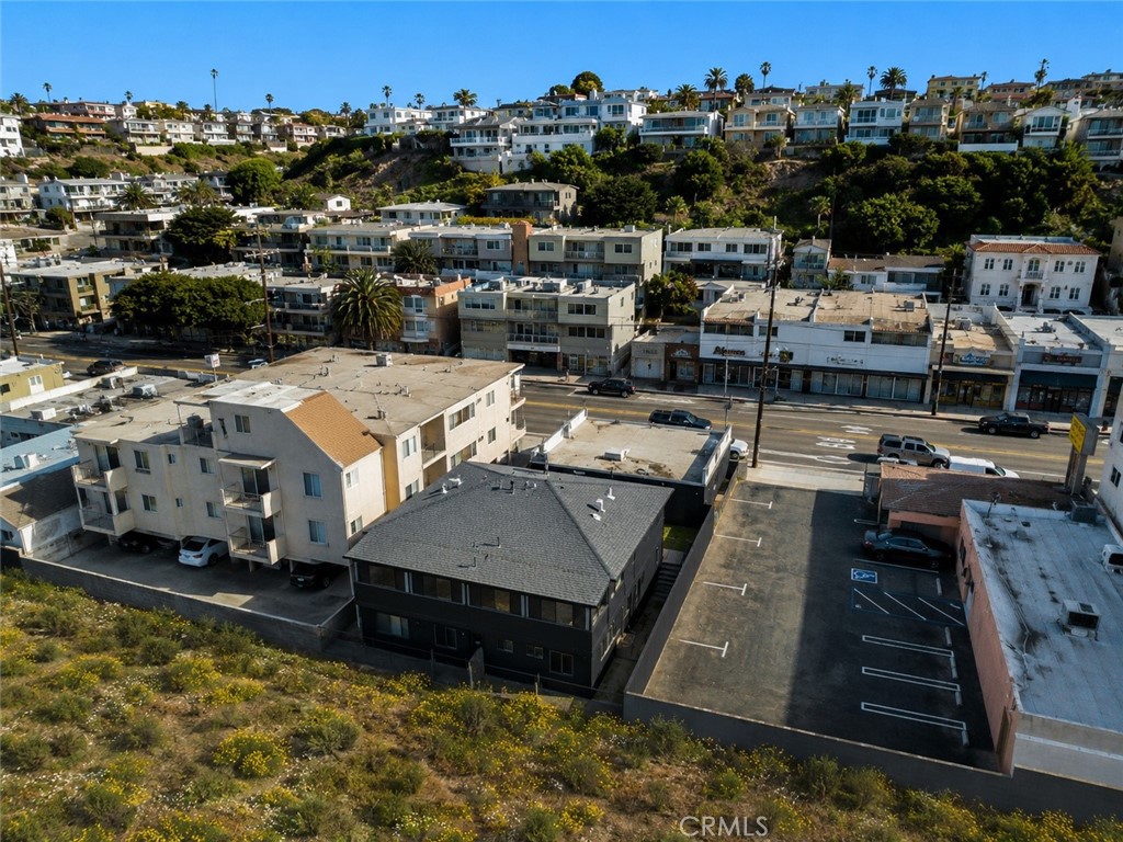 323 Culver Boulevard