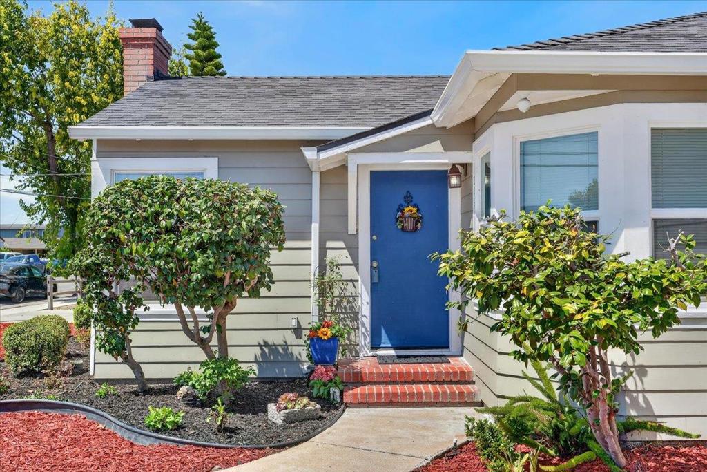 235 E Romie Lane