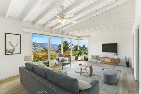 Photo of 580 Poplar Street, Laguna Beach, CA 92651 (MLS # LG26023595)