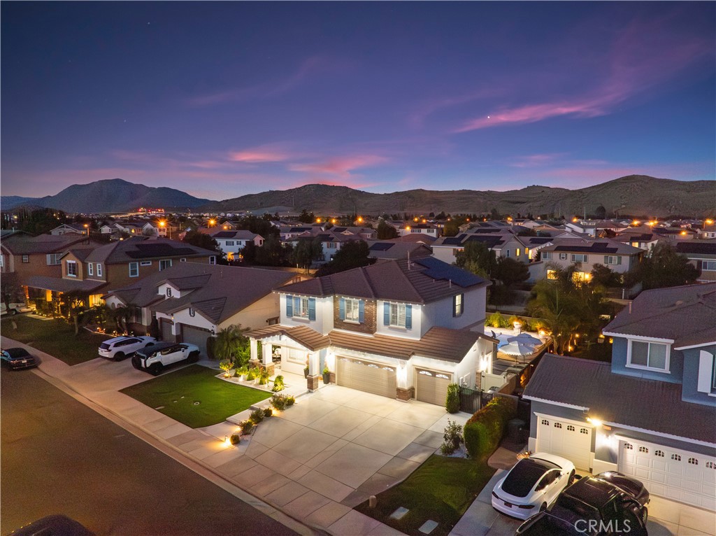 30142 Lamplighter Lane