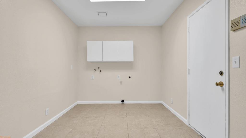 Racquet Club East - Residential