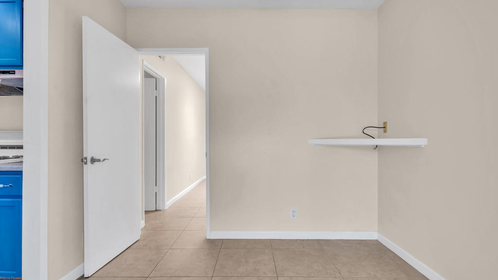 Racquet Club East - Residential