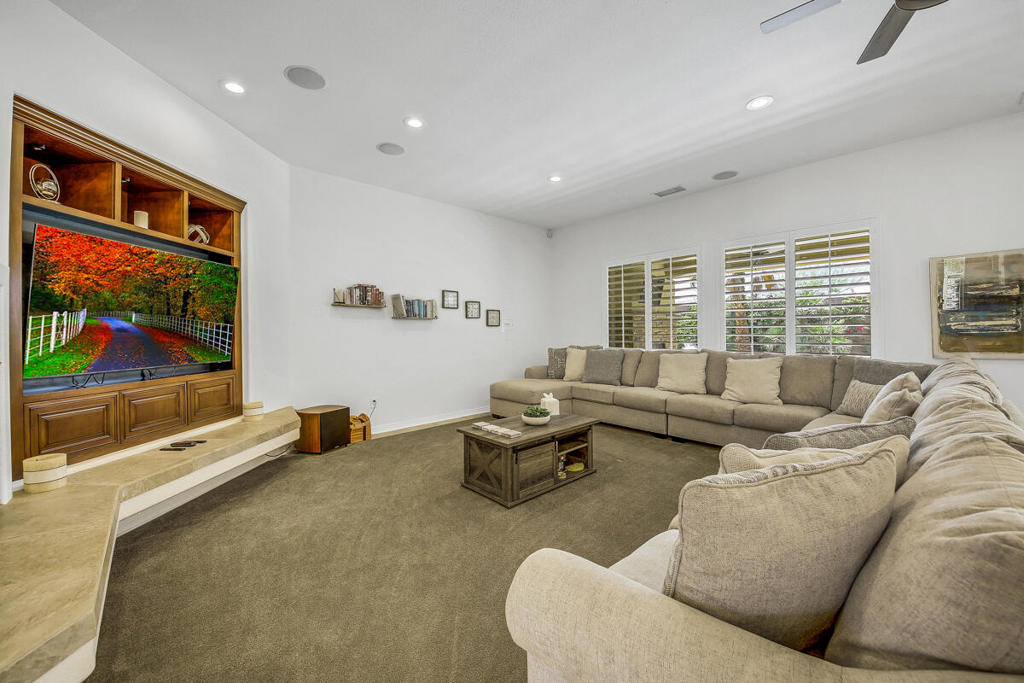 Montage at Santa Rosa - Residential Lease