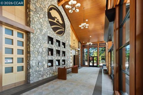 Tiny photo for 2501 2501 Pine Knoll Dr Dr #8, Walnut Creek, CA 94595 (MLS # 41126323)