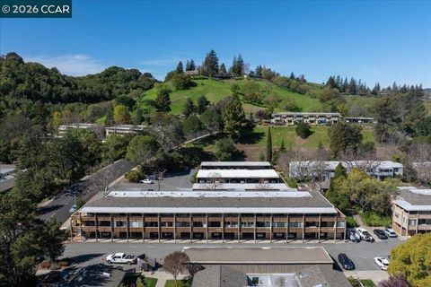 Tiny photo for 2501 2501 Pine Knoll Dr Dr #8, Walnut Creek, CA 94595 (MLS # 41126323)