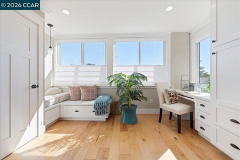 Tiny photo for 2501 2501 Pine Knoll Dr Dr #8, Walnut Creek, CA 94595 (MLS # 41126323)