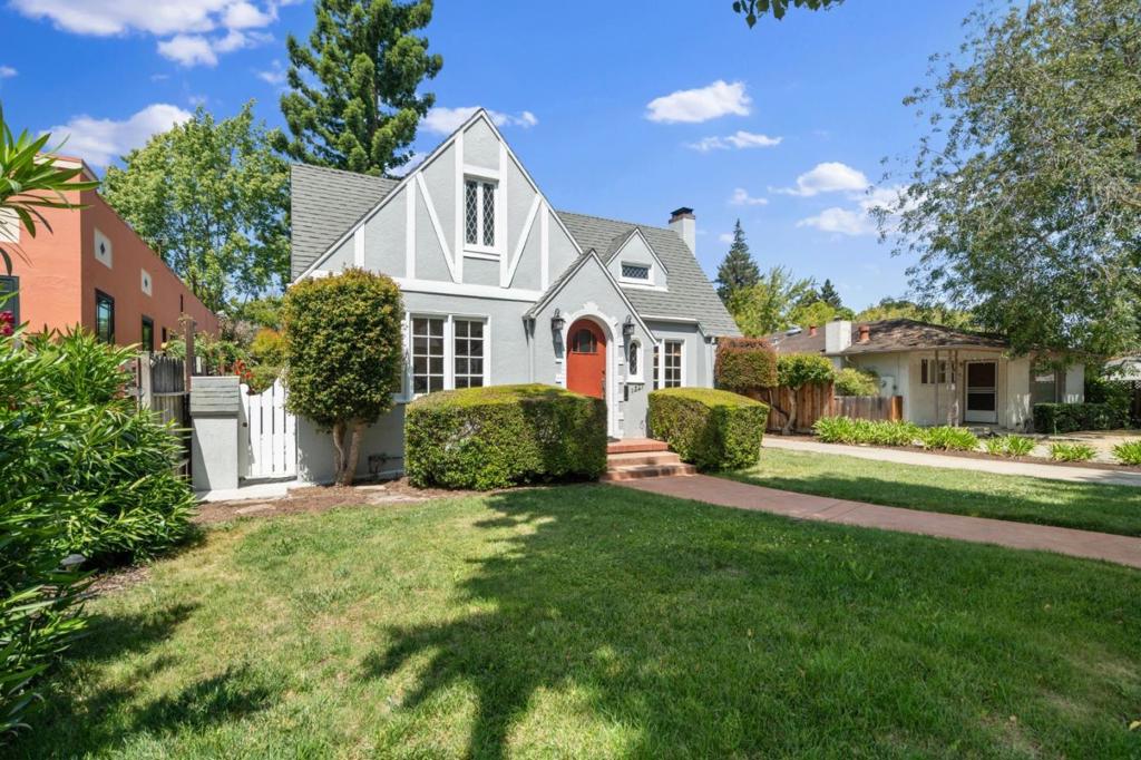 1221 Middlefield Road