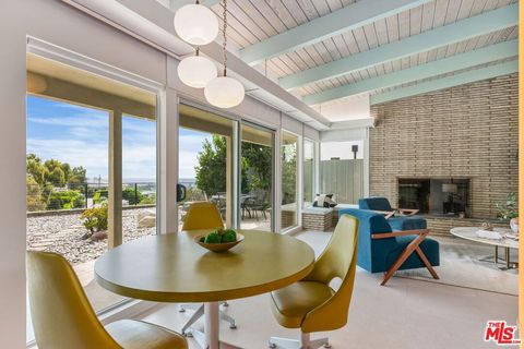 Tiny photo for 1412 N Tigertail Road, Los Angeles, CA 90049 (MLS # 25594699)