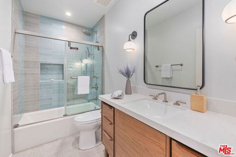 Tiny photo for 1412 N Tigertail Road, Los Angeles, CA 90049 (MLS # 25594699)