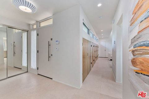 Tiny photo for 1412 N Tigertail Road, Los Angeles, CA 90049 (MLS # 25594699)