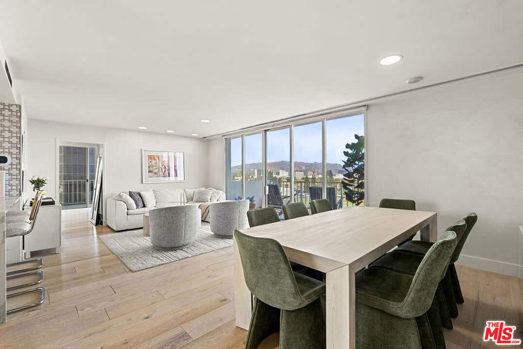 Photo of 2160 Century Parkway #702, Los Angeles, CA 90067 (MLS # 26863081)