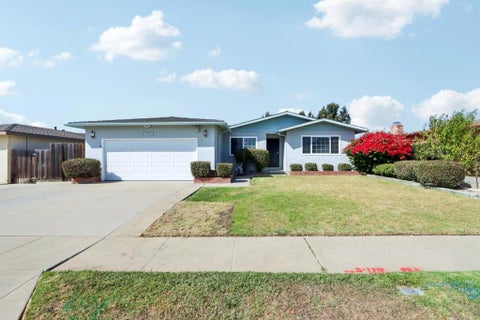 Photo of 1485 Cherokee Drive, Salinas, CA 93906 (MLS # ML82064908)