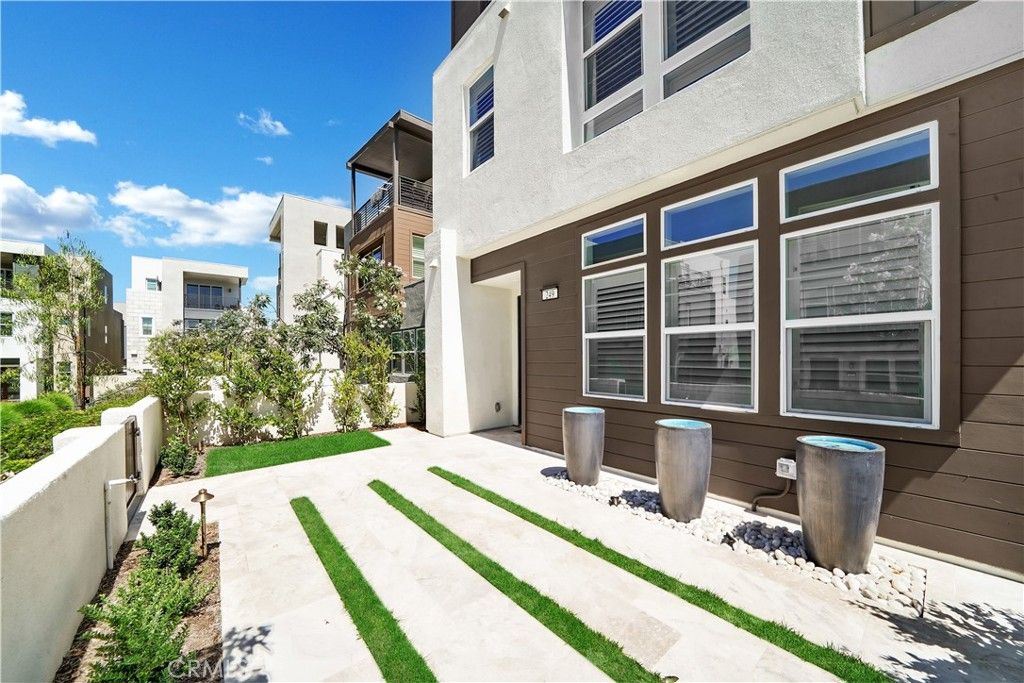 Photo of 249 Chorus, Irvine, CA 92618 (MLS # NP25271936)
