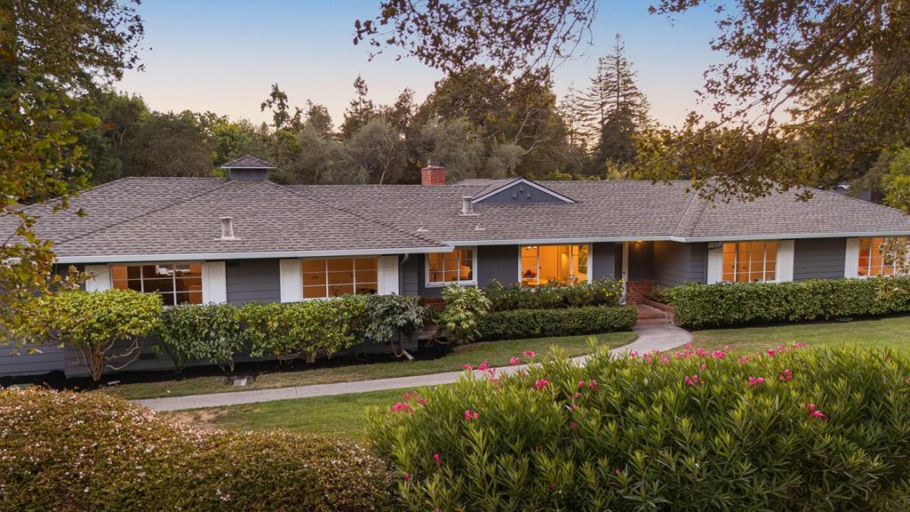 134 Hawthorne Drive