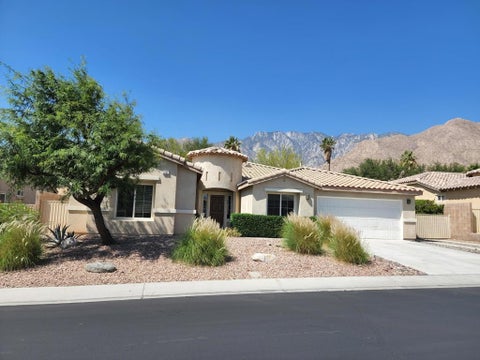 Photo of 1141 Oro Rdg, Palm Springs, CA 92262 (MLS # 219151840DA)