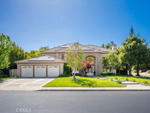 Photo of 5823 Reefton Court, Calabasas, CA 91302 (MLS # SR26098208)