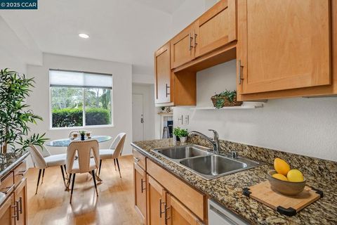 131 Bayside Ct Richmond CA 94804