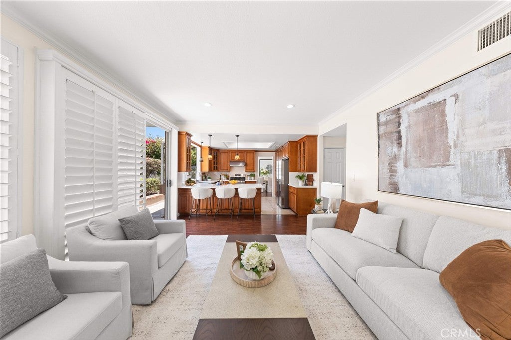 9 Terraza, Irvine CA 92614 - Photo 21