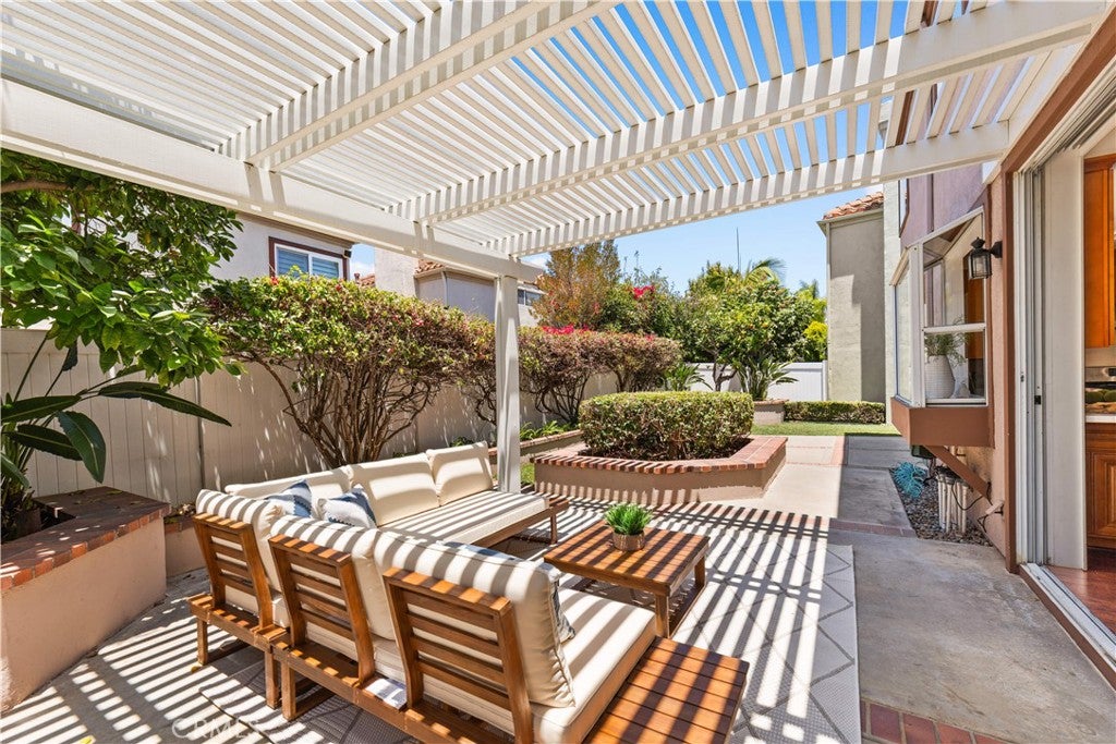 9 Terraza, Irvine CA 92614 - Photo 42