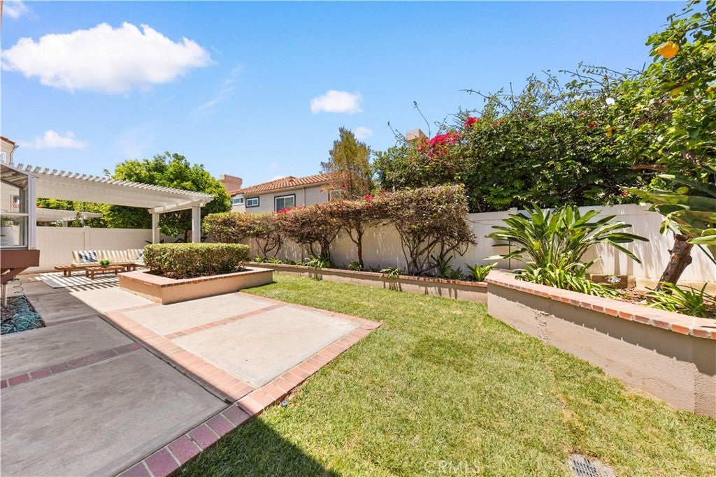 9 Terraza, Irvine CA 92614 - Photo 45