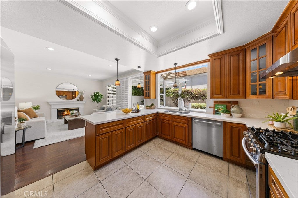 9 Terraza, Irvine CA 92614 - Photo 14