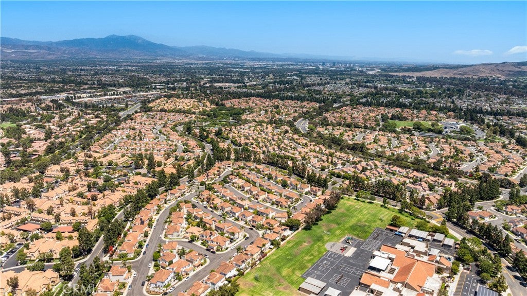 9 Terraza, Irvine CA 92614 - Photo 60
