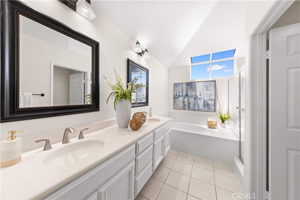 9 Terraza, Irvine CA 92614 - Photo 33
