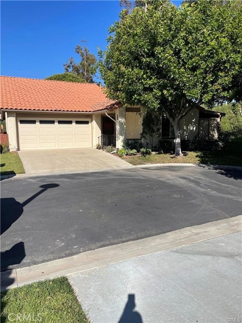 Photo of 27932 Via Granados, Mission Viejo, CA 92692 (MLS # OC26004857)