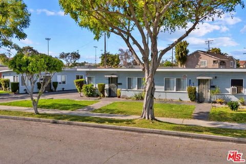 Photo of 9711 Salt Lake Avenue, South Gate, CA 90280 (MLS # 26663731)