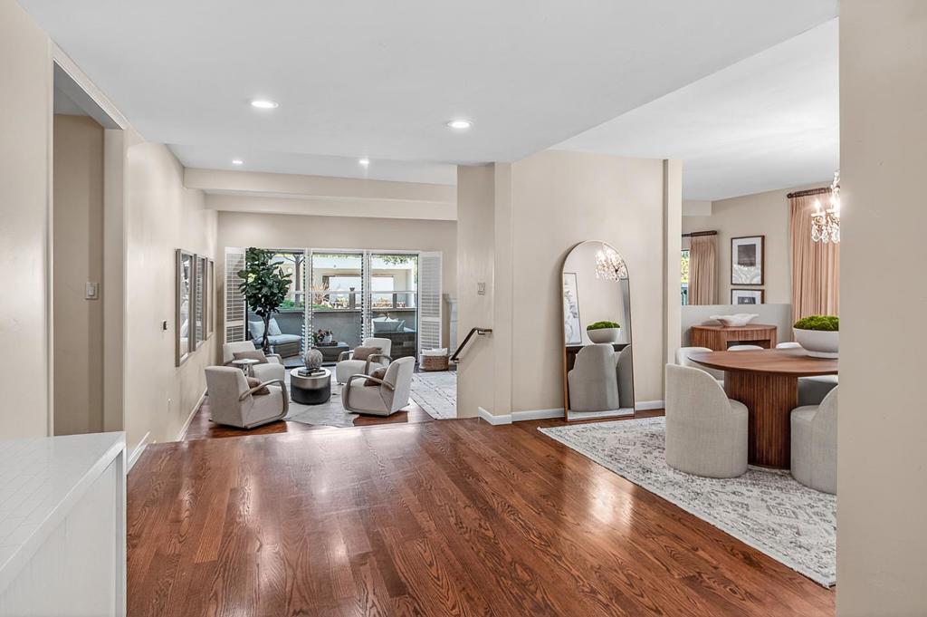 10 Mansion Court 713