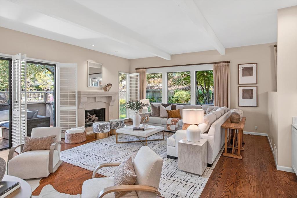 10 Mansion Court 713