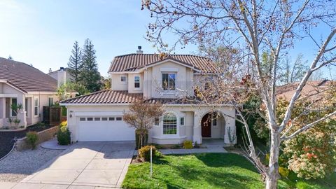 Photo of 262 W Country Club Drive, Brentwood, CA 94513 (MLS # ML82039502)