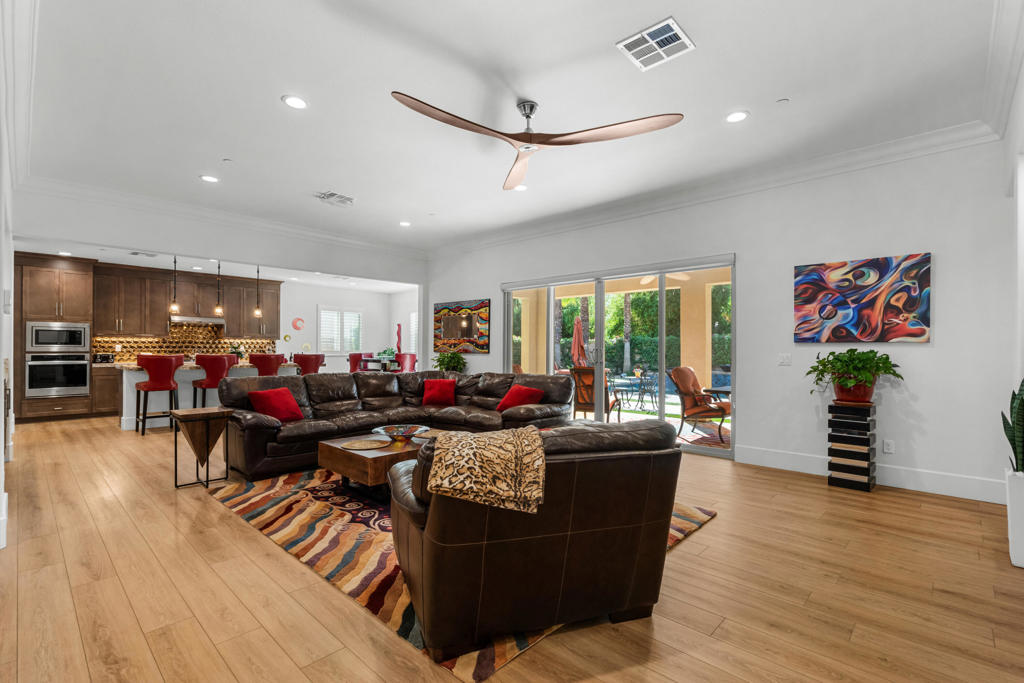 Carmela - Residential