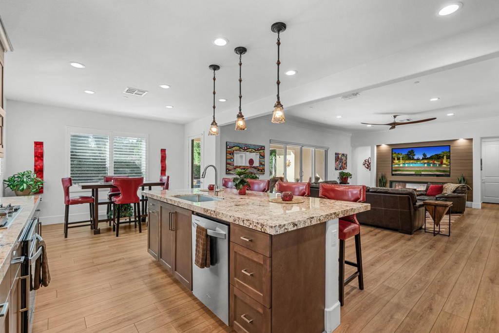 Carmela - Residential