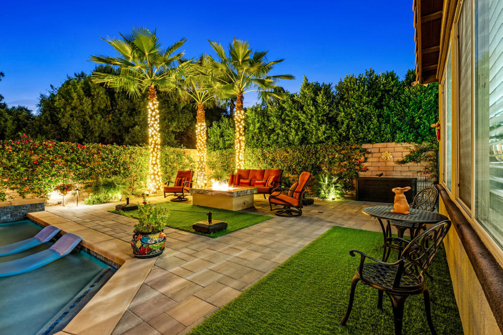 Carmela - Residential