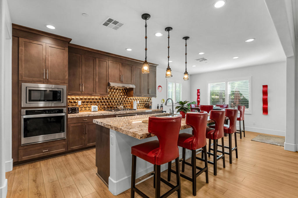 Carmela - Residential
