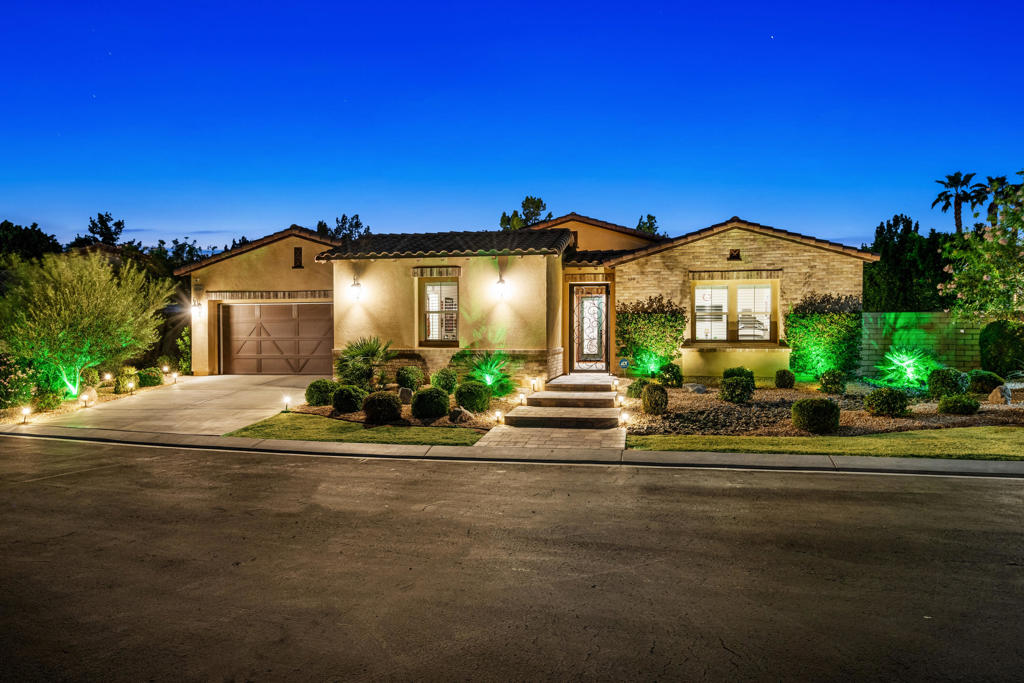 Carmela - Residential