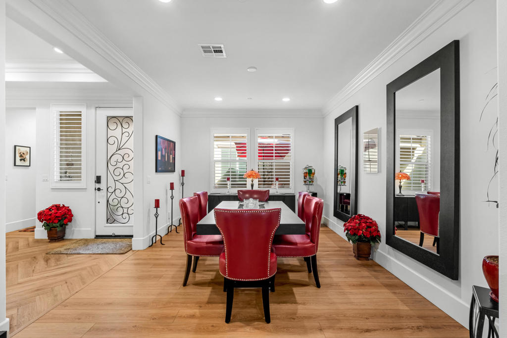Carmela - Residential