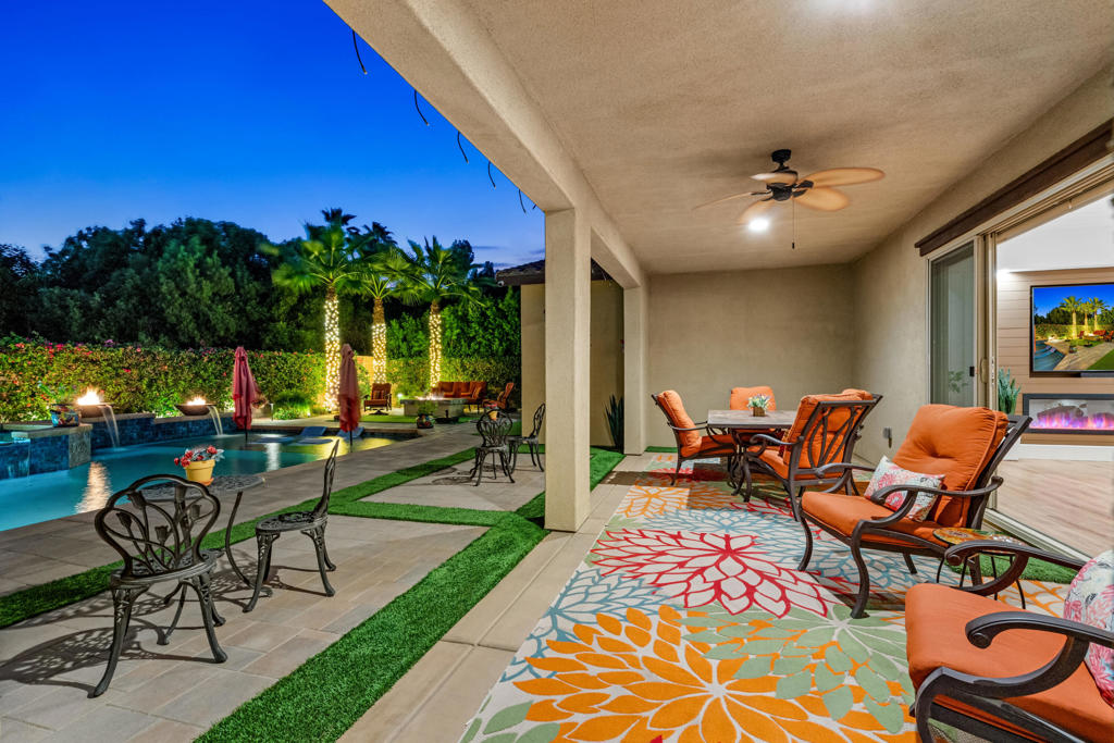 Carmela - Residential