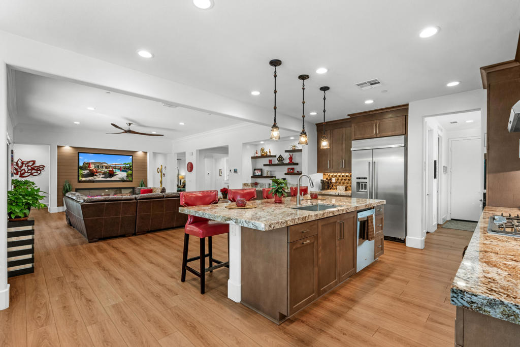 Carmela - Residential