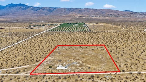 Photo of 0 Lancelet Street, Apple Valley, CA 92308 (MLS # HD26166312)