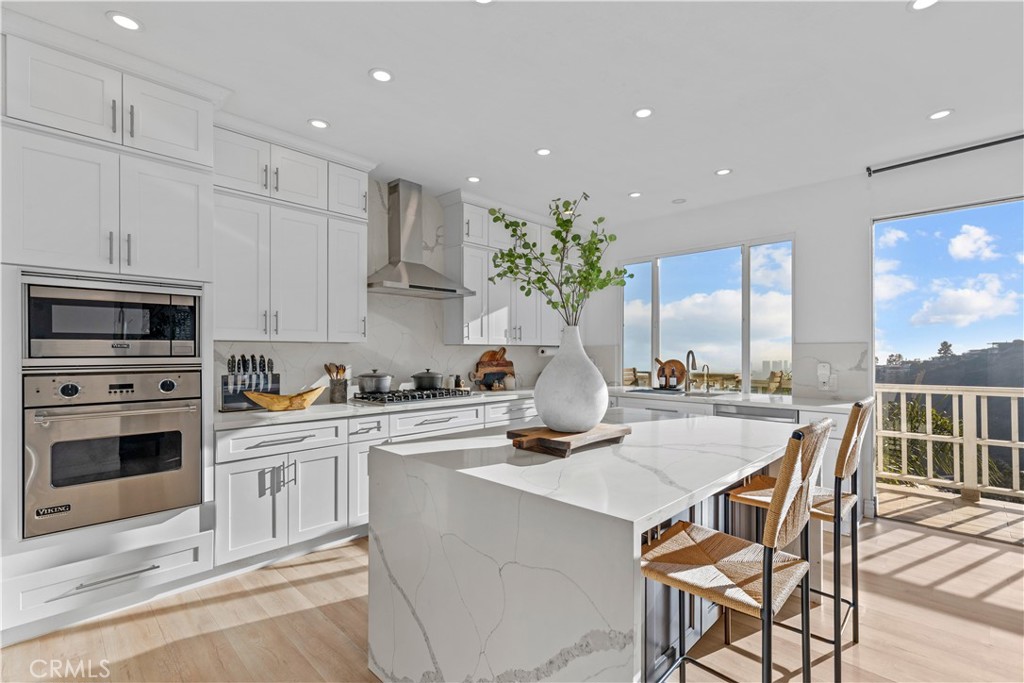 2019 Sunset Plaza Drive