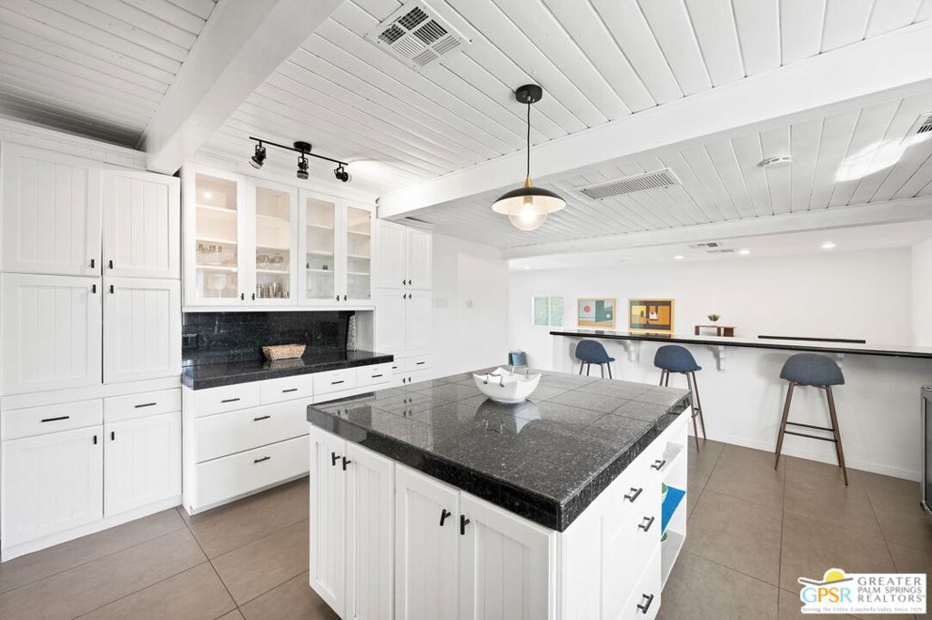 Tahquitz River Estates - Residential