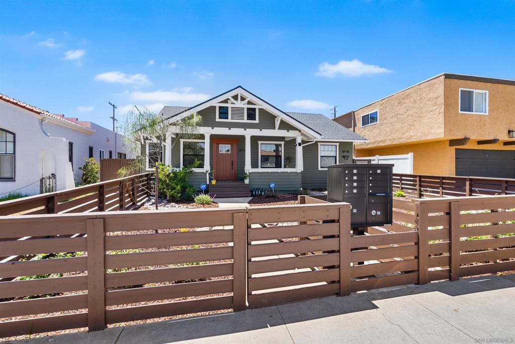 3716 18 Herman Ave
