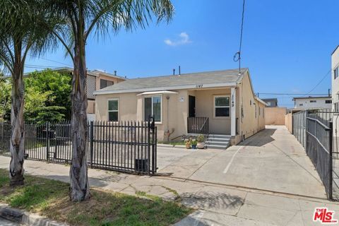 Photo of 1147 S Kenmore Avenue, Los Angeles, CA 90006 (MLS # 26673239)