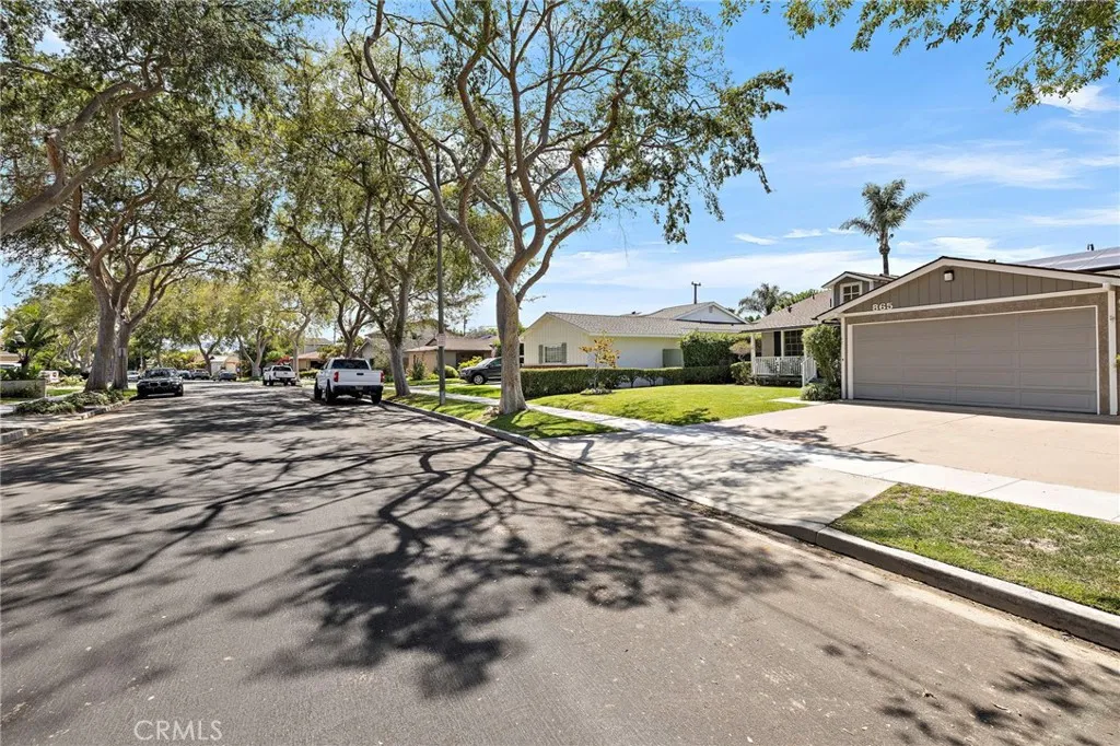 Long Beach, California 90815, United States, 3 Bedrooms Bedrooms, ,2 BathroomsBathrooms,Residential,Pending,212976