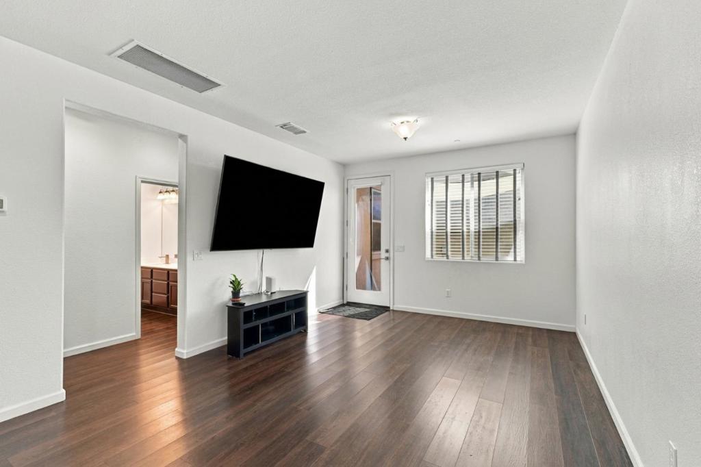 844 Castellona Drive