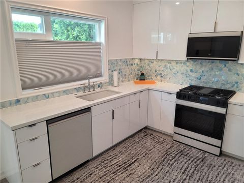 Photo of 72937 Willow St, Palm Desert, CA 92260 (MLS # IG26016228)